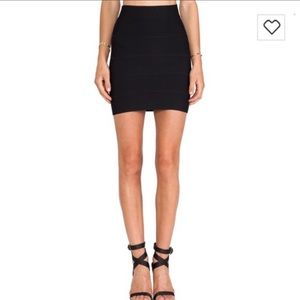 BCBGMAXAZRIA classic bandage skirt XS